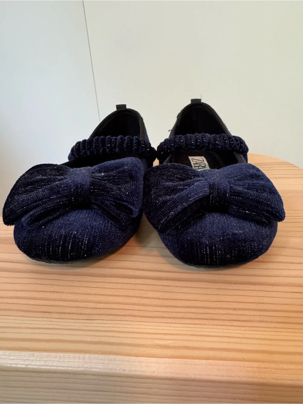 ZARA Girls Velvet Navy Bow Mary Jane Flats (Size 26 EU)